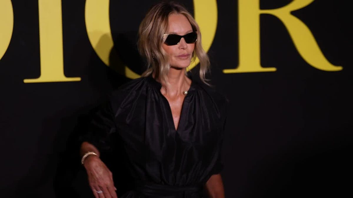 elle macpherson poster 0029