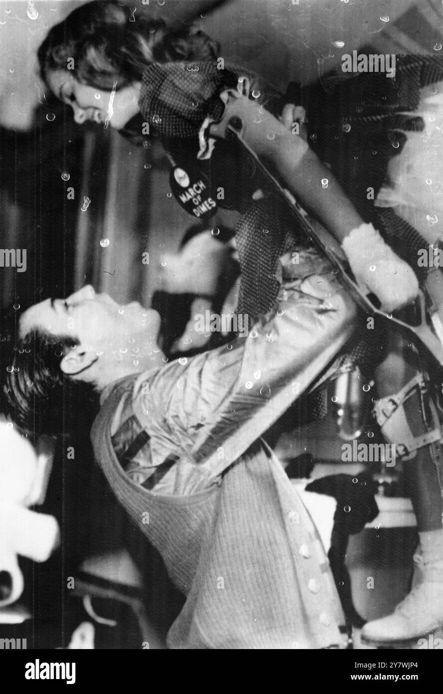 black and white elvis 0036