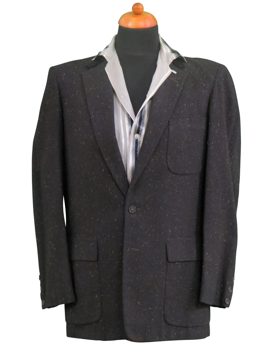 elvis in a suit 0026