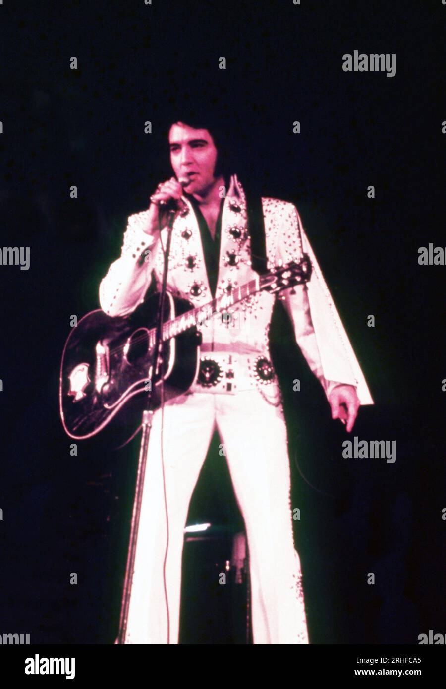 elvis in white jumpsuit 0010