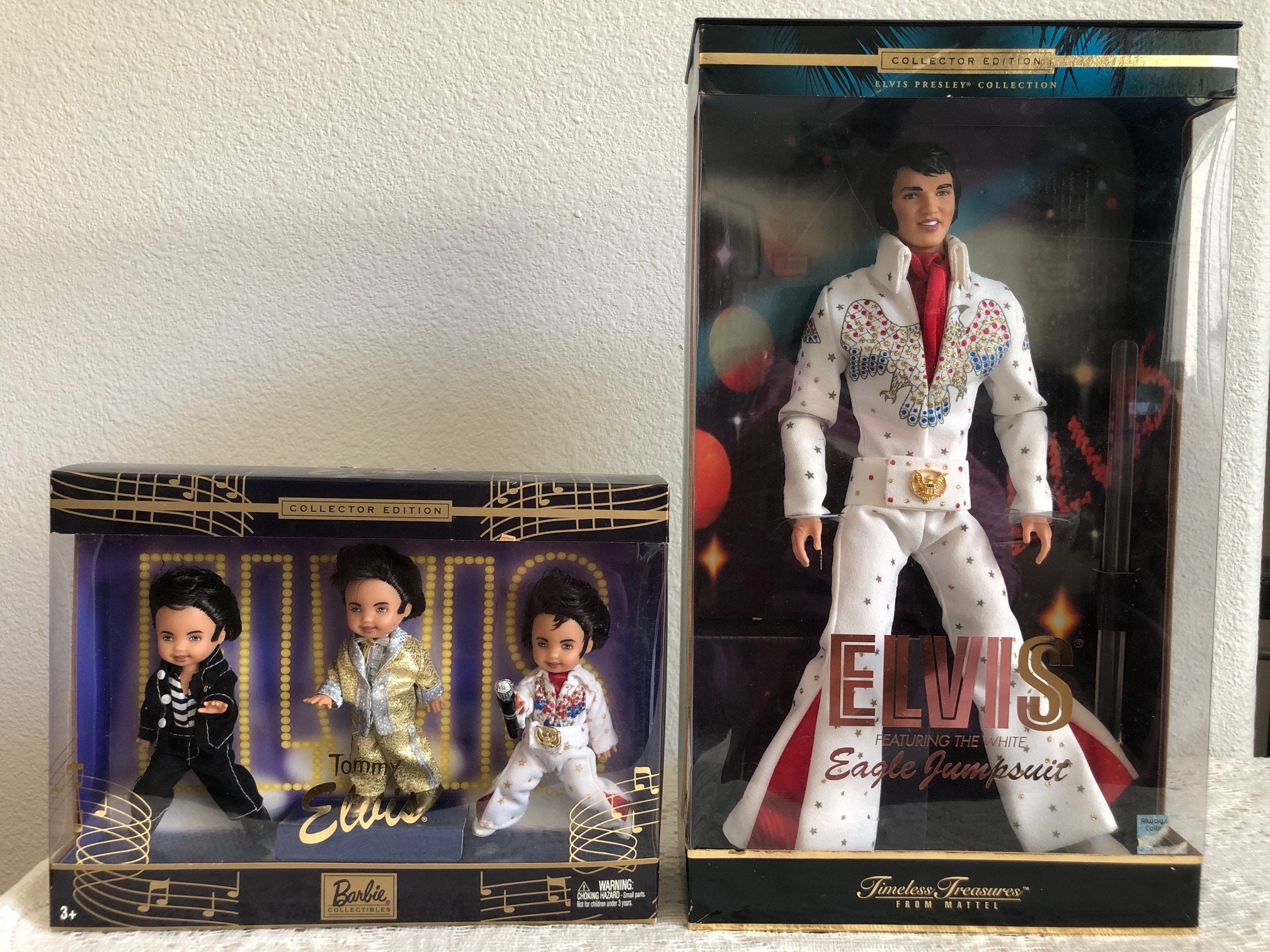 elvis in white jumpsuit 0029