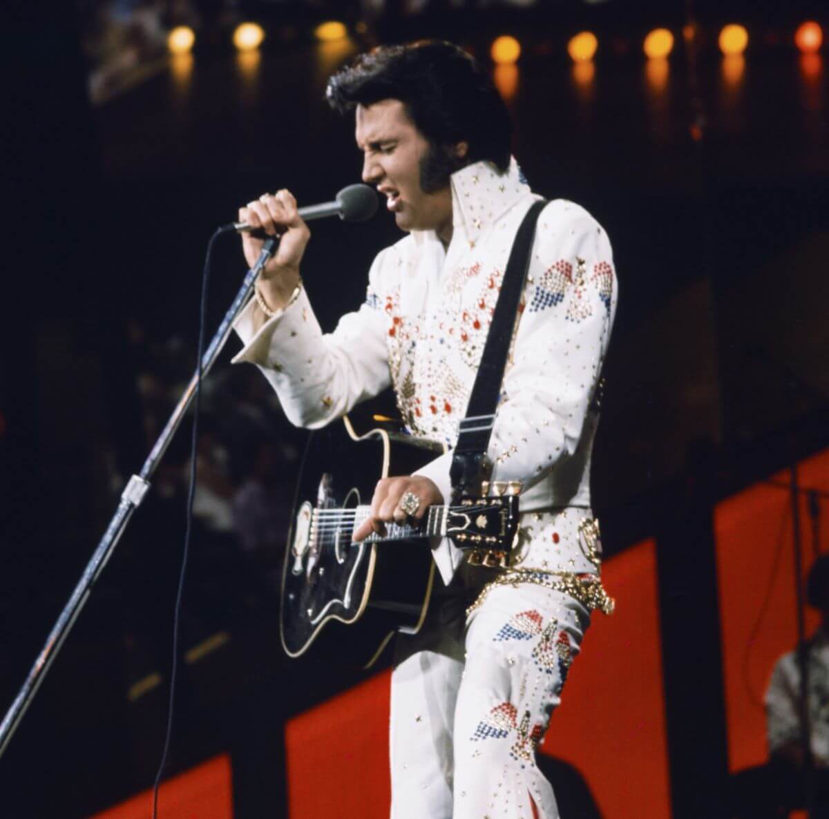 elvis in white jumpsuit 0044
