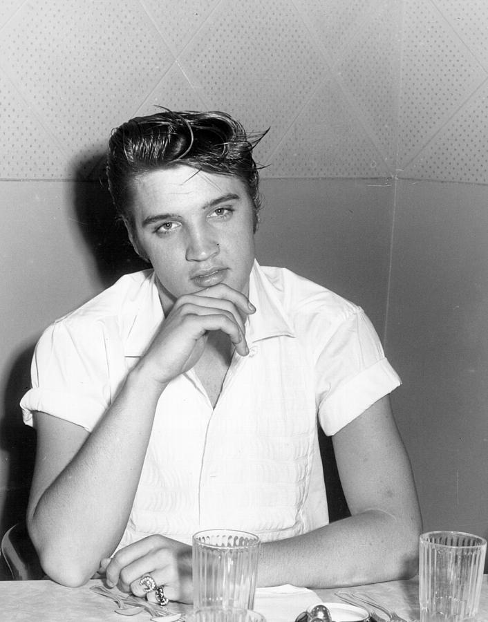 elvis portrait 0049