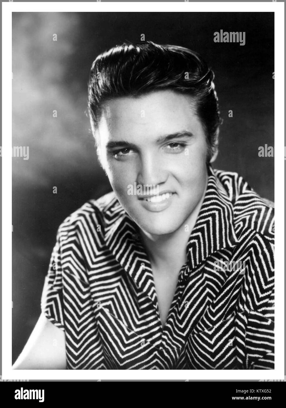 elvis presley smile 0016