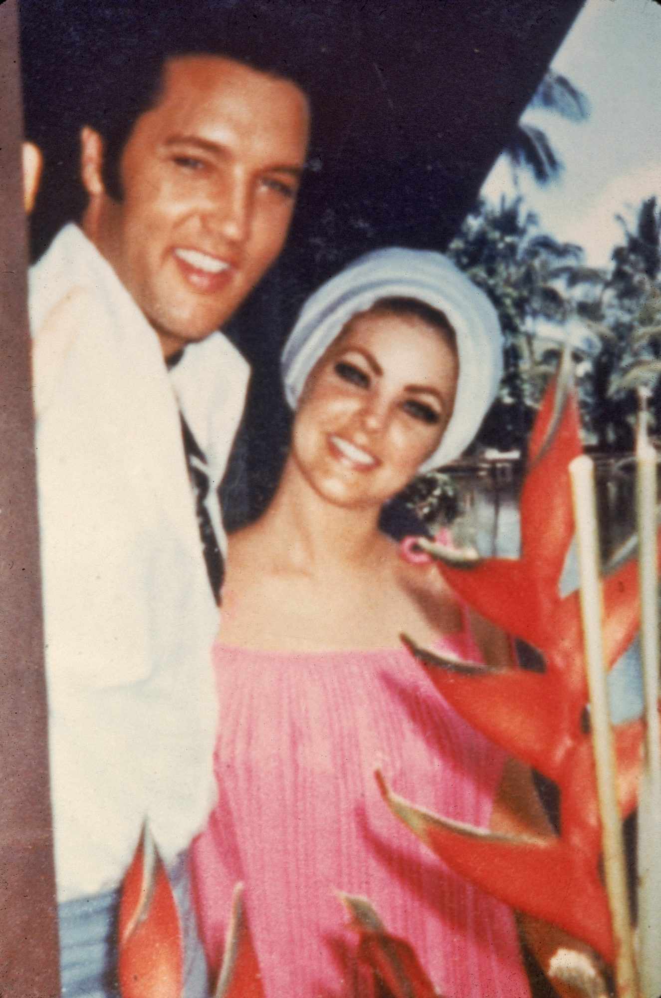 elvis presley smile 0040