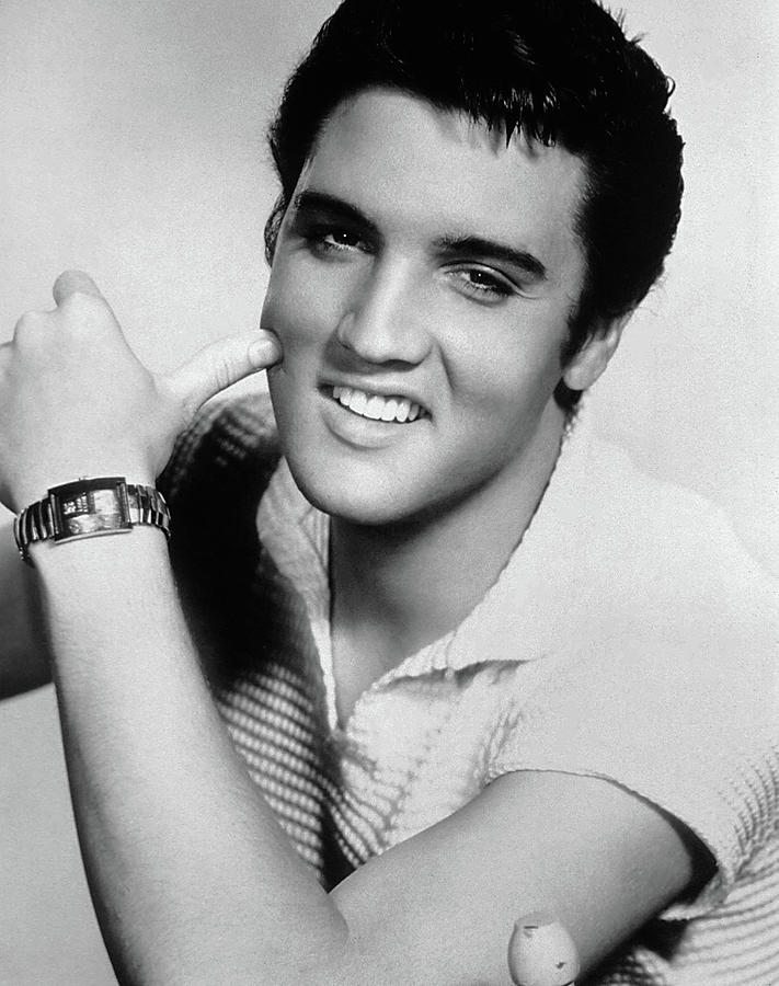 elvis smile impact