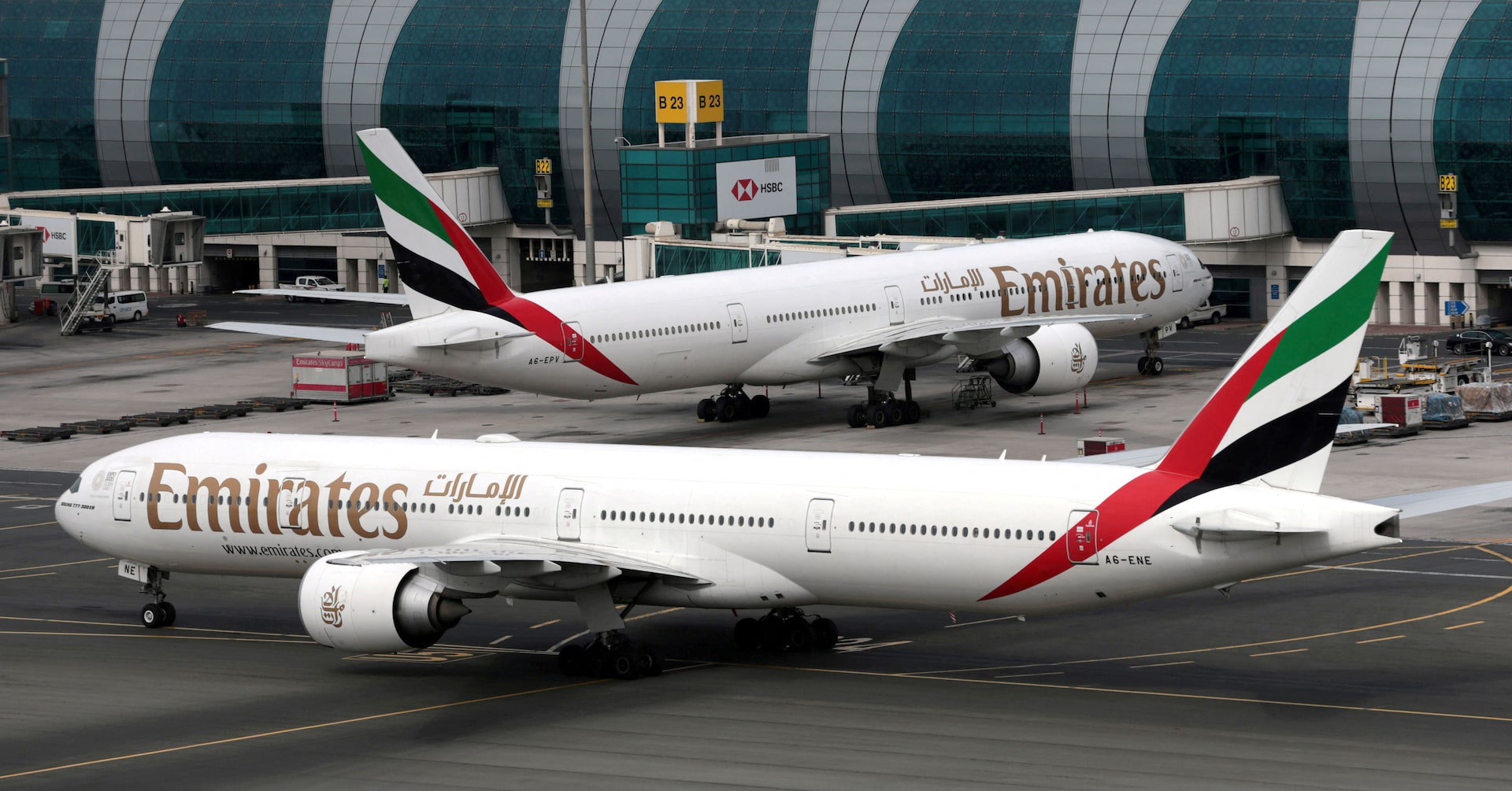 Emirates 0016