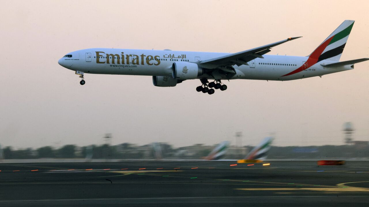 Emirates 0048