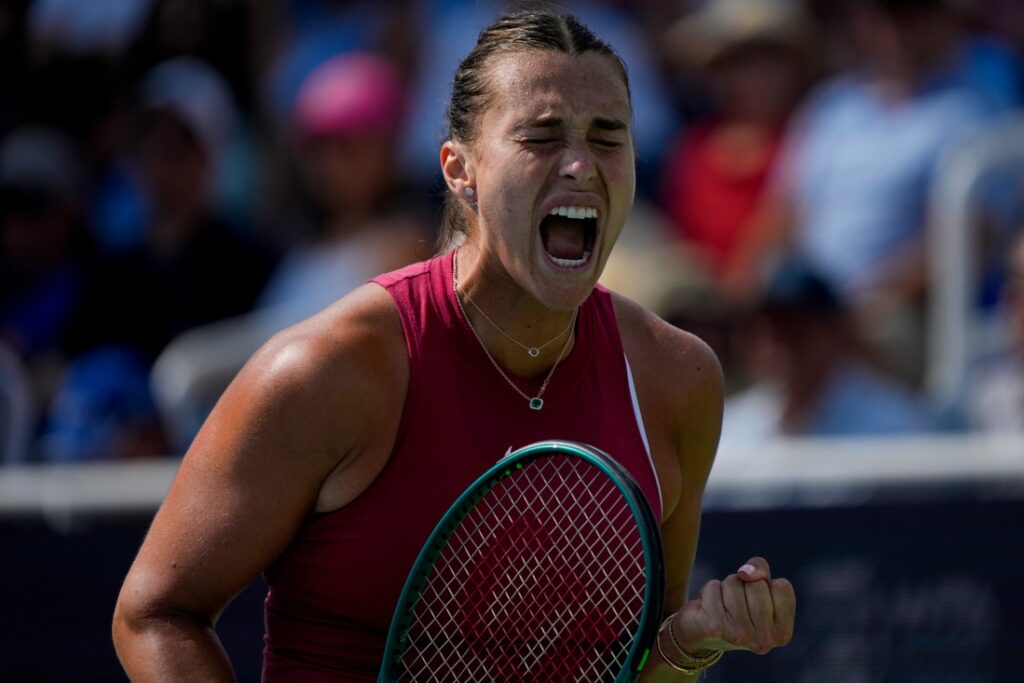 emma navarro vs katerina siniakova 0049
