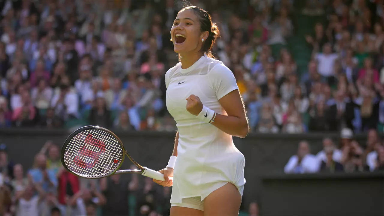 emma raducanu wimbledon 0042
