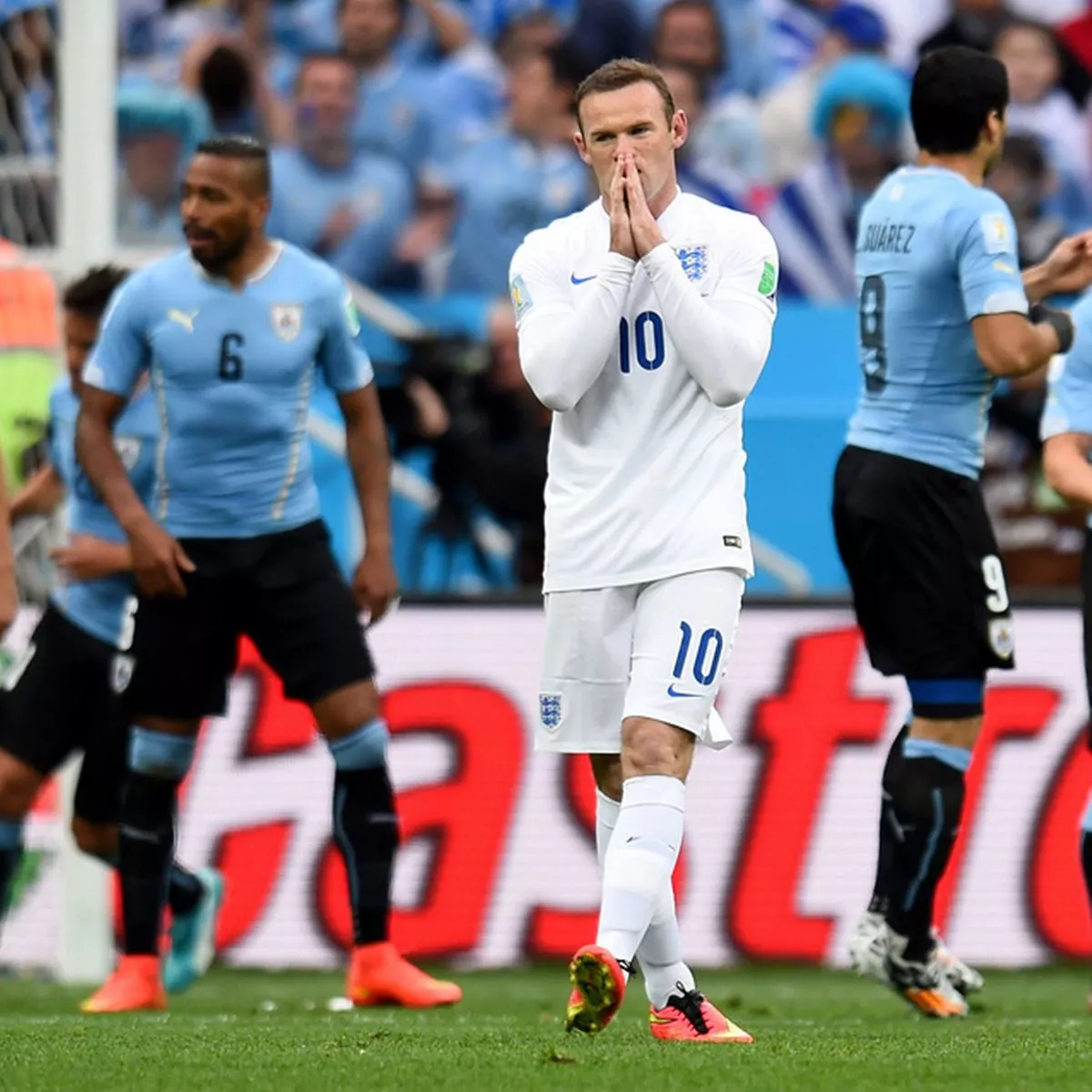 england vs uruguay 0026