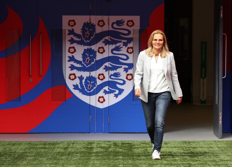 england women coach 0012