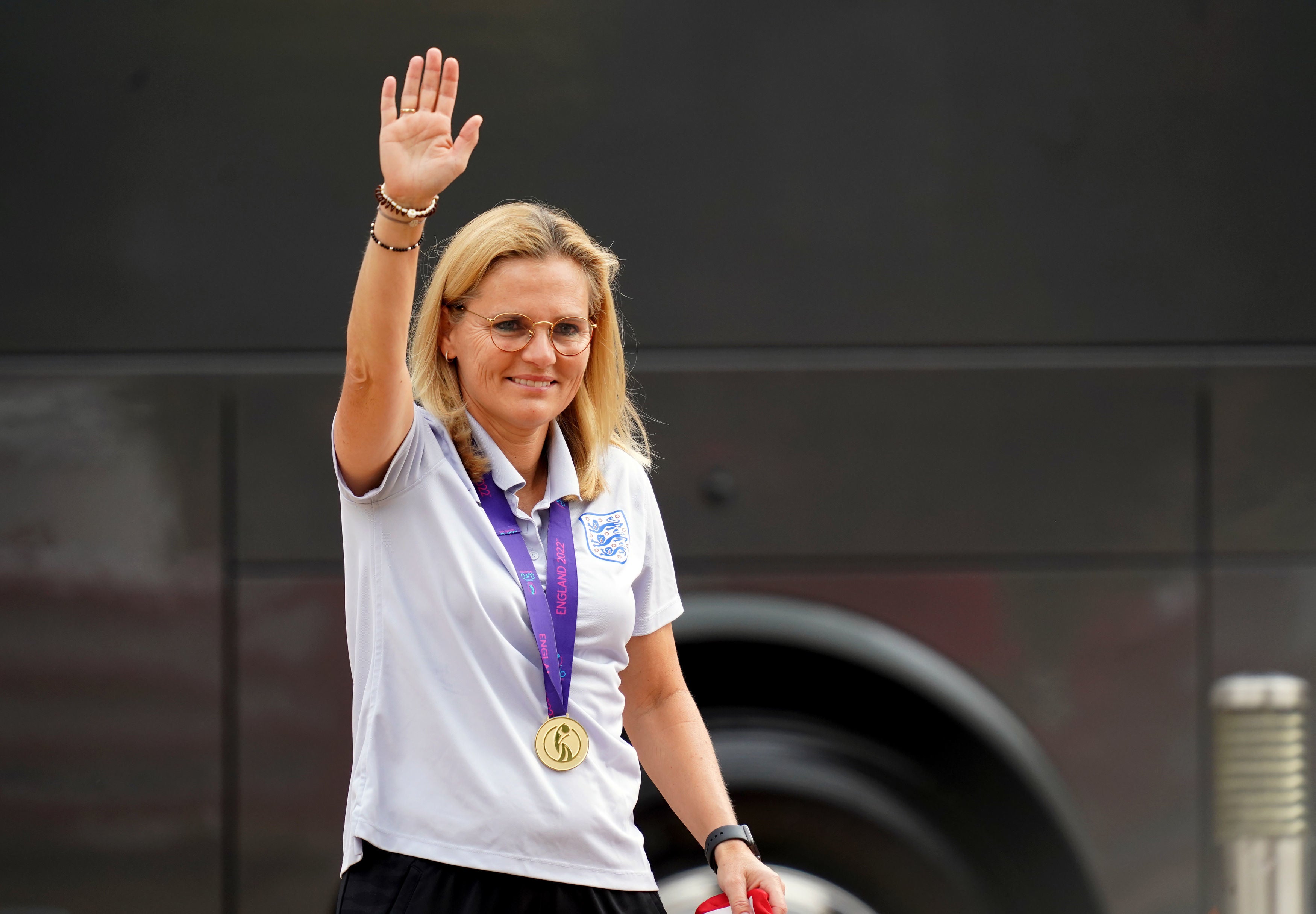 england women coach 0014