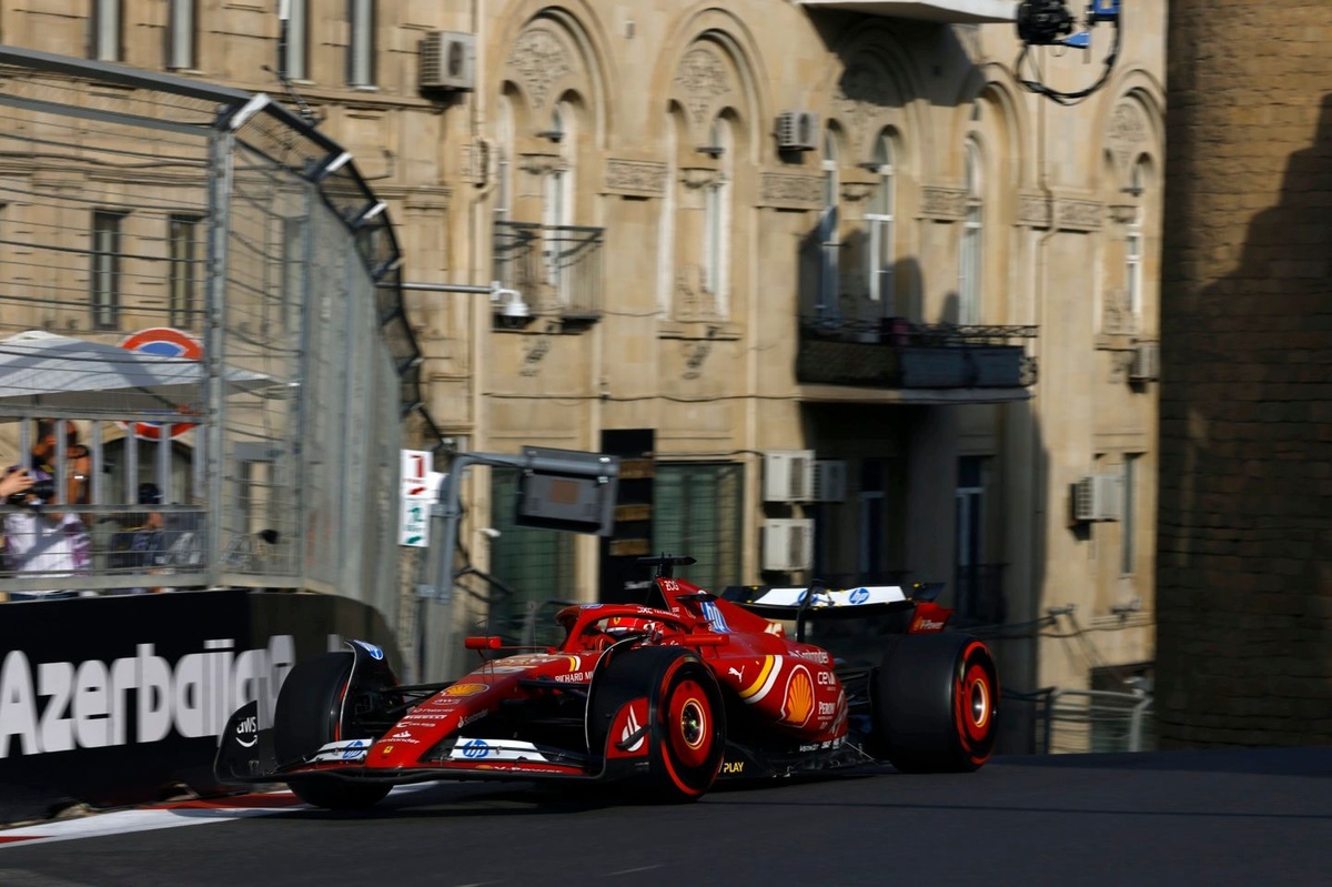 f1 grid baku 0015