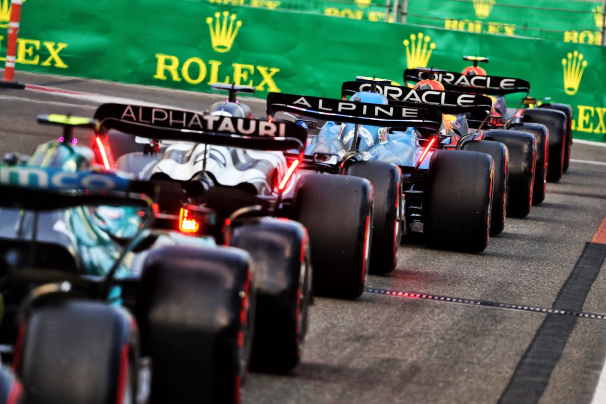 f1 grid baku 0023