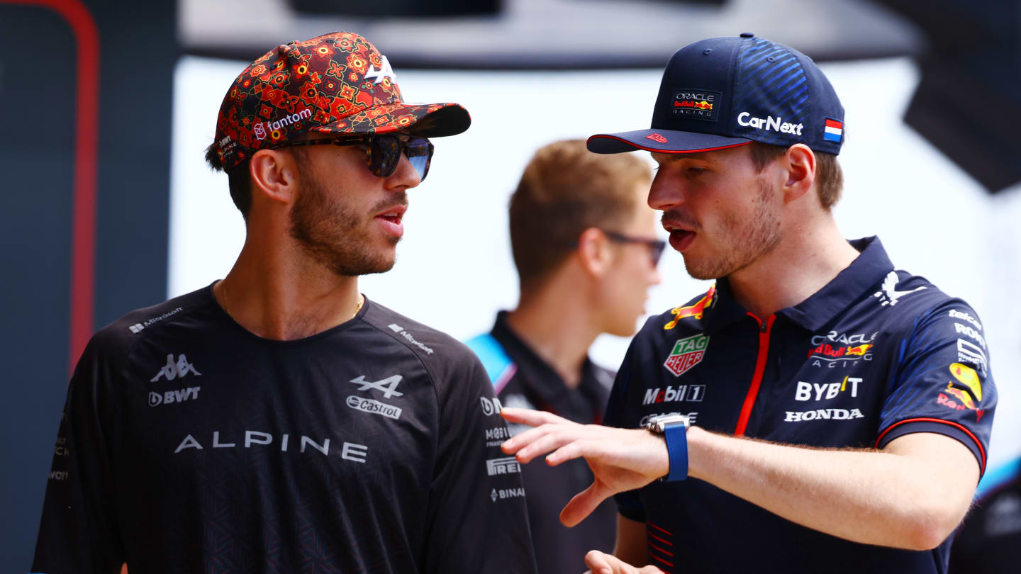 f1 grid spain 0033