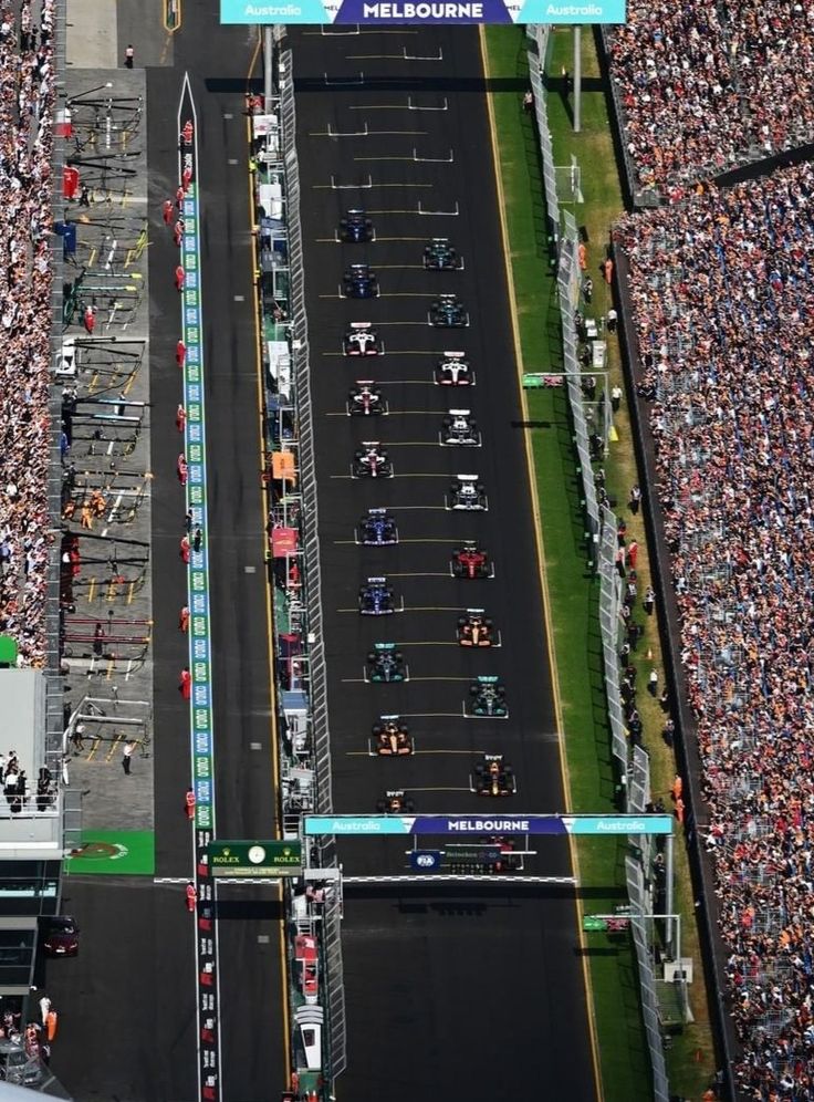 f1 start grid 0033