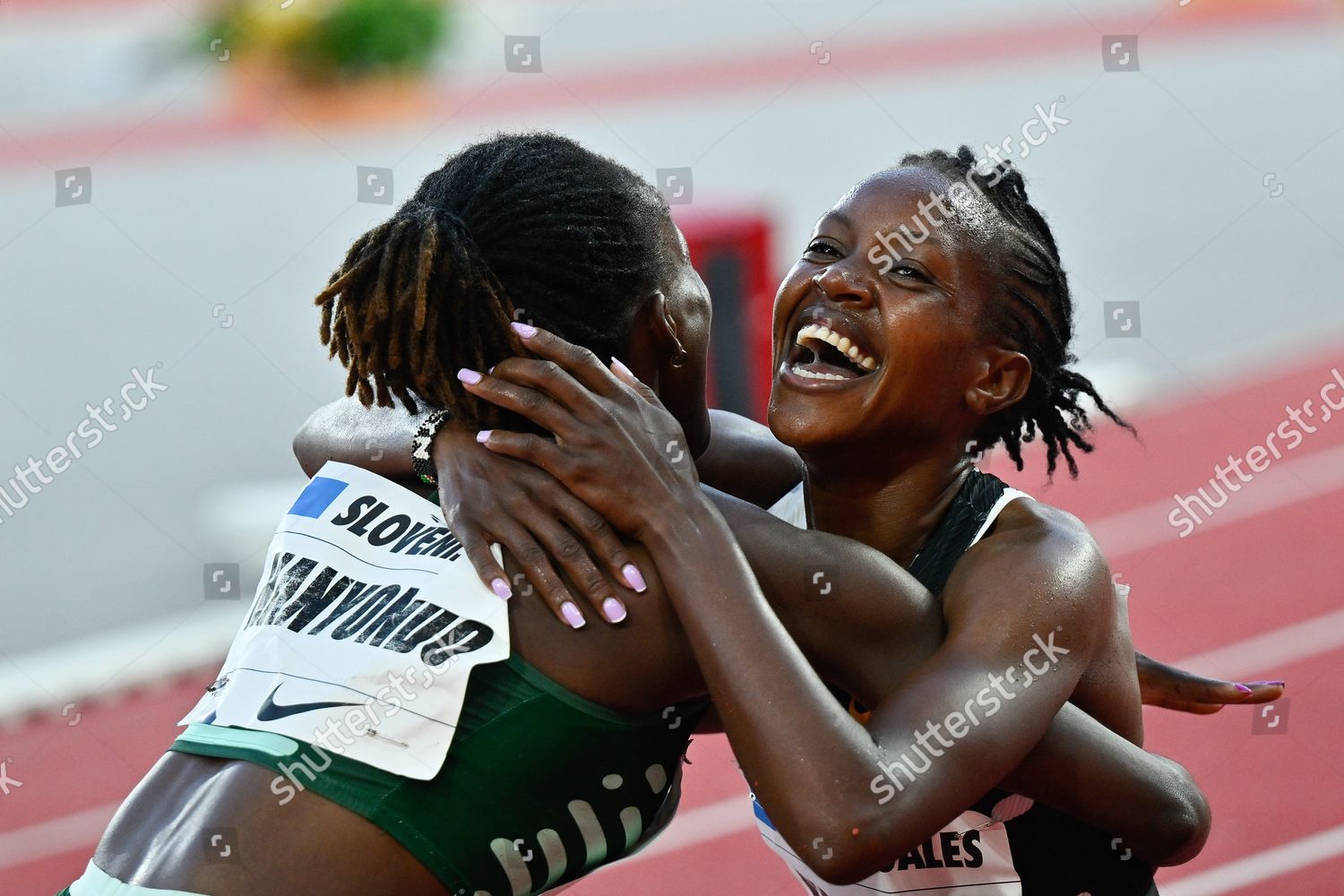 faith kipyegon mile 0037