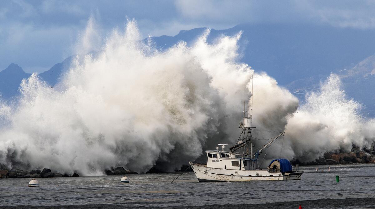 famous big wave surf competitions