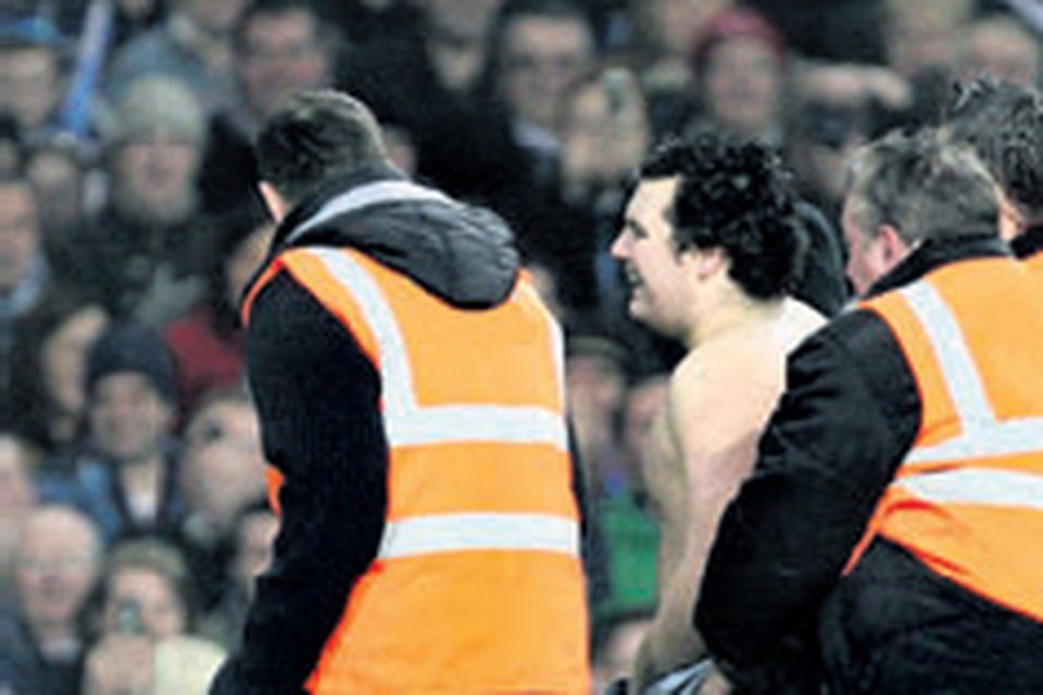 famous streaker 0043