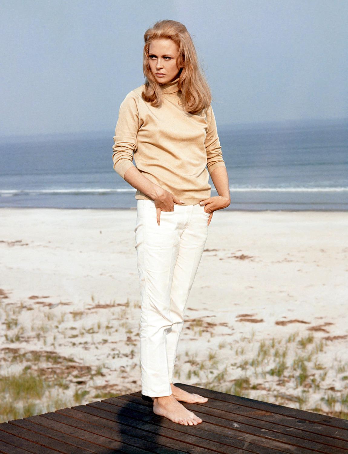 faye dunaway 1968 0031