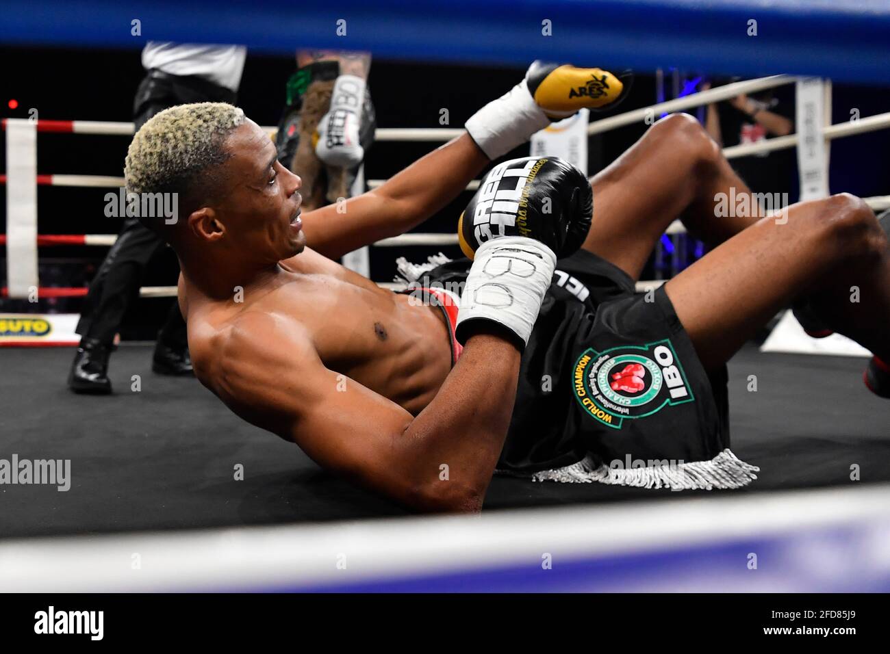 featherweight world champion 0010