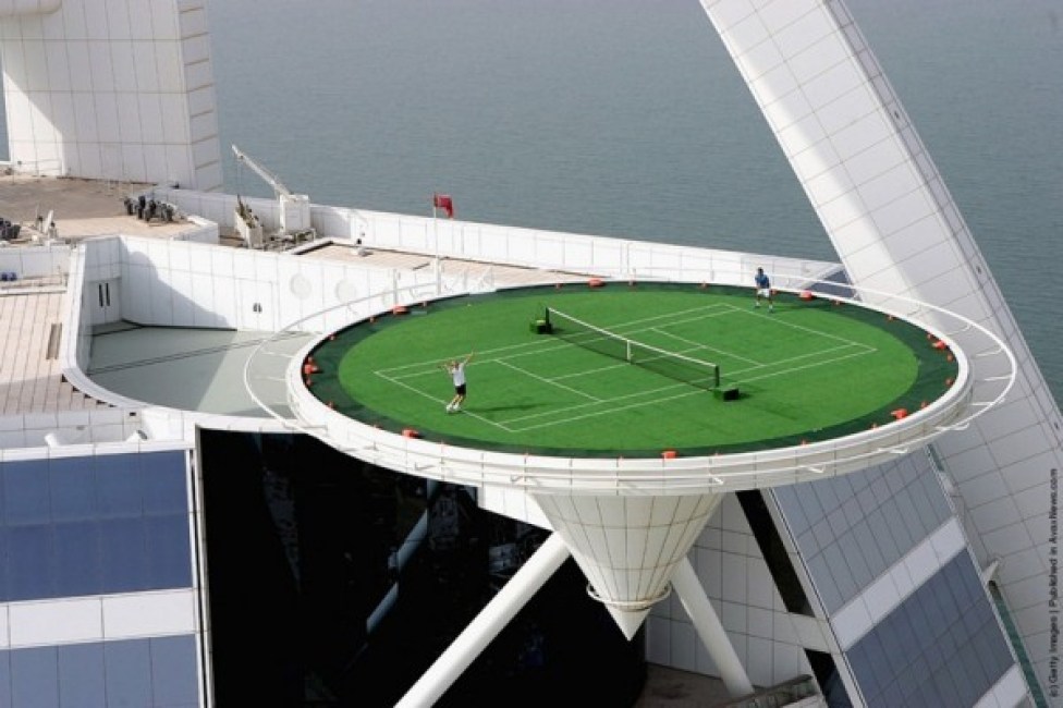 federer agassi dubai 0010
