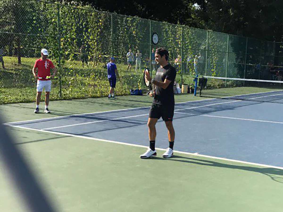 federer practice 0017