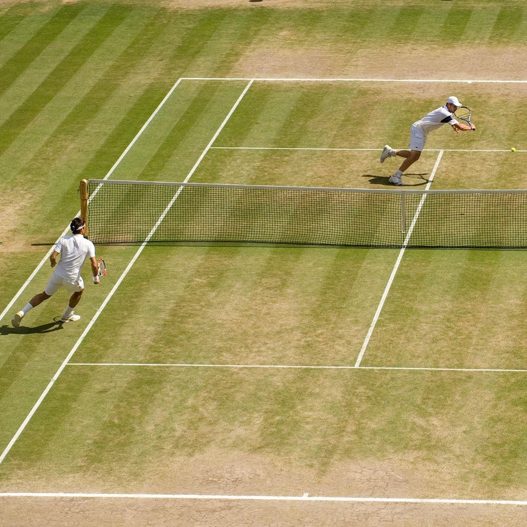 Federer Roddick serving speed