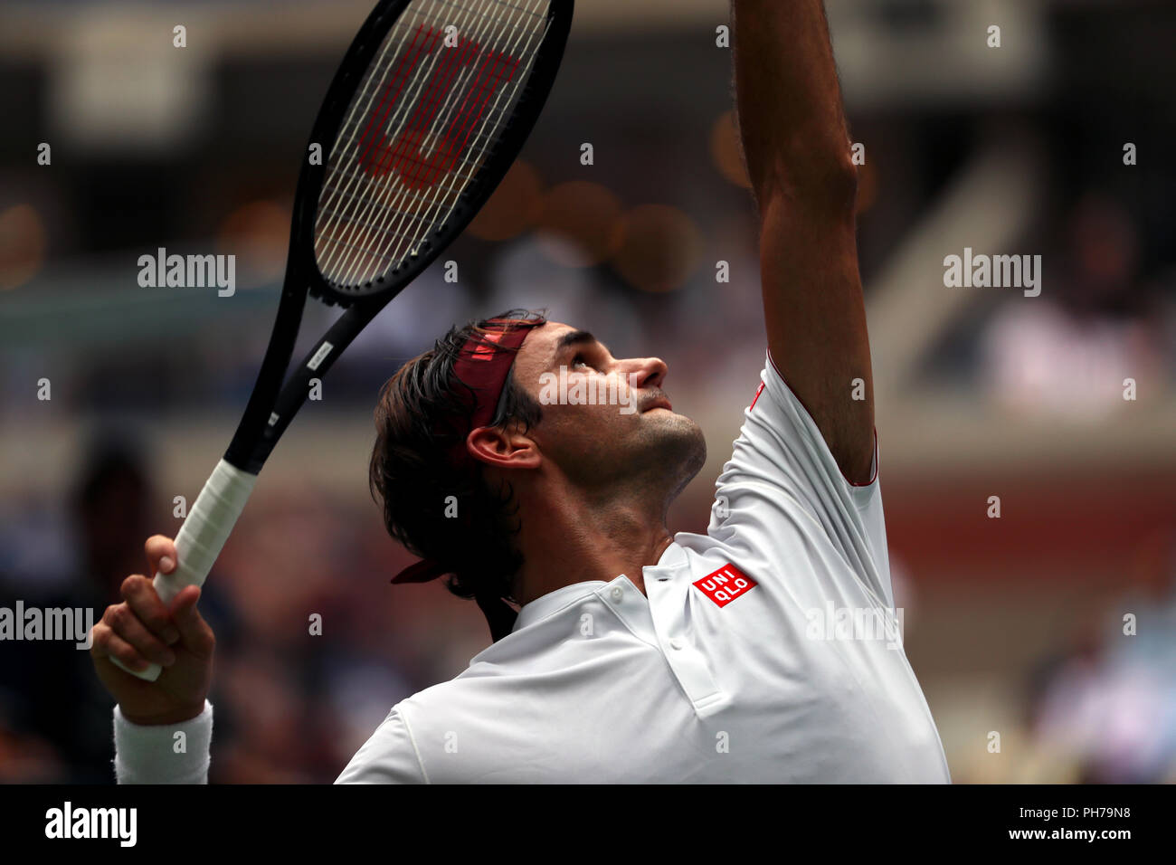 federer serve 0018