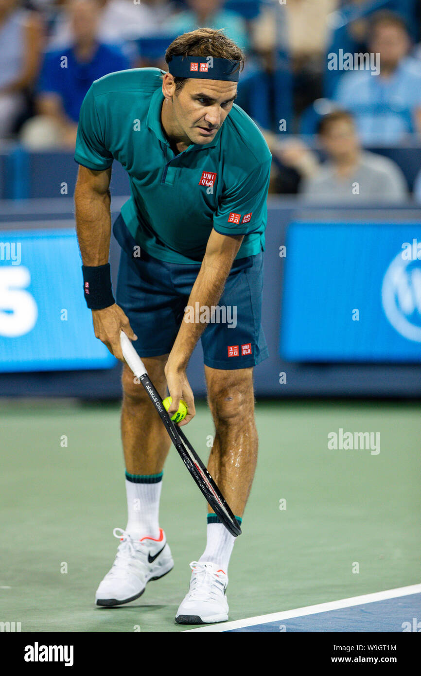 federer serve 0049