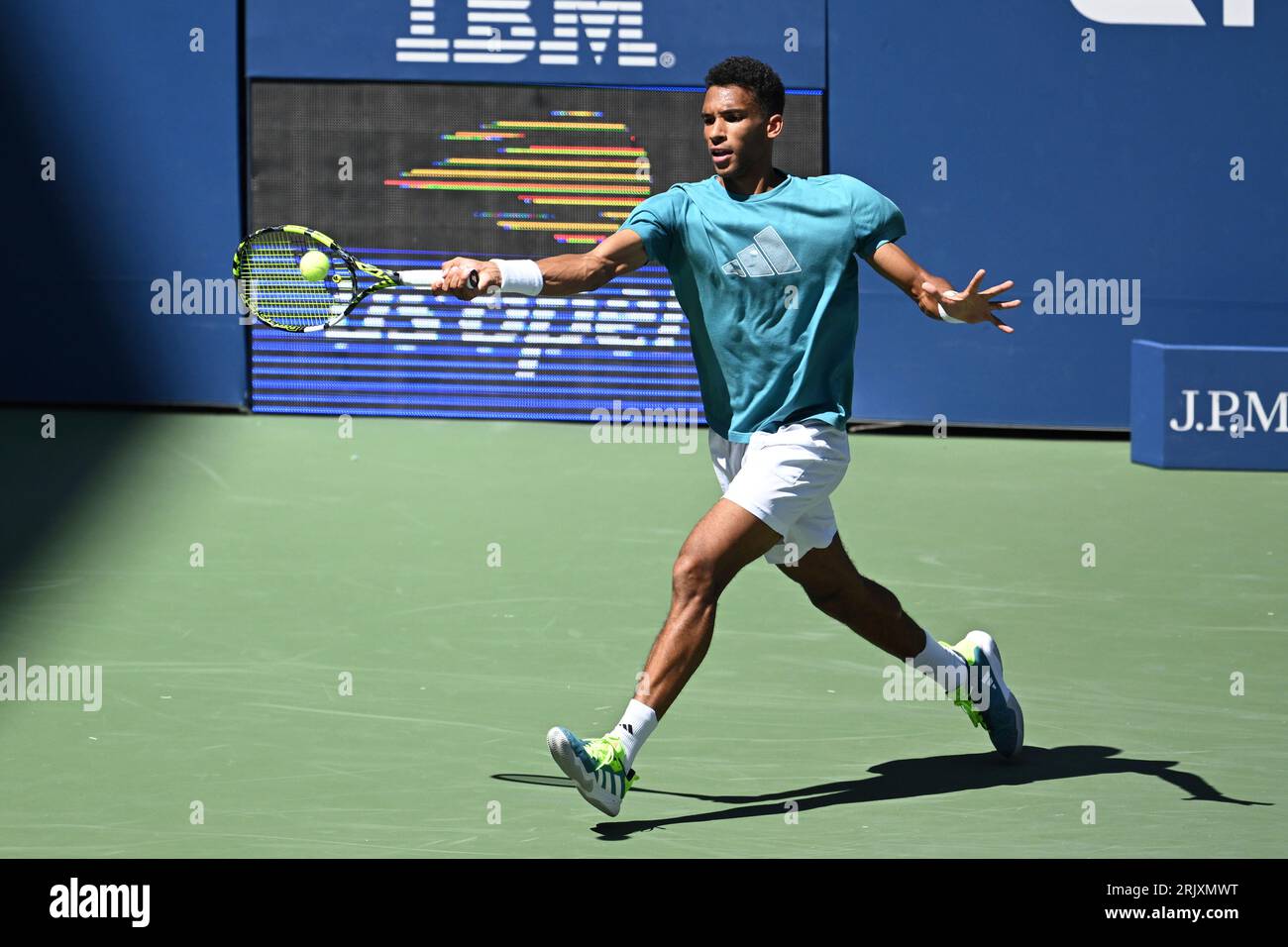 Felix Auger-Aliassime forehand grip