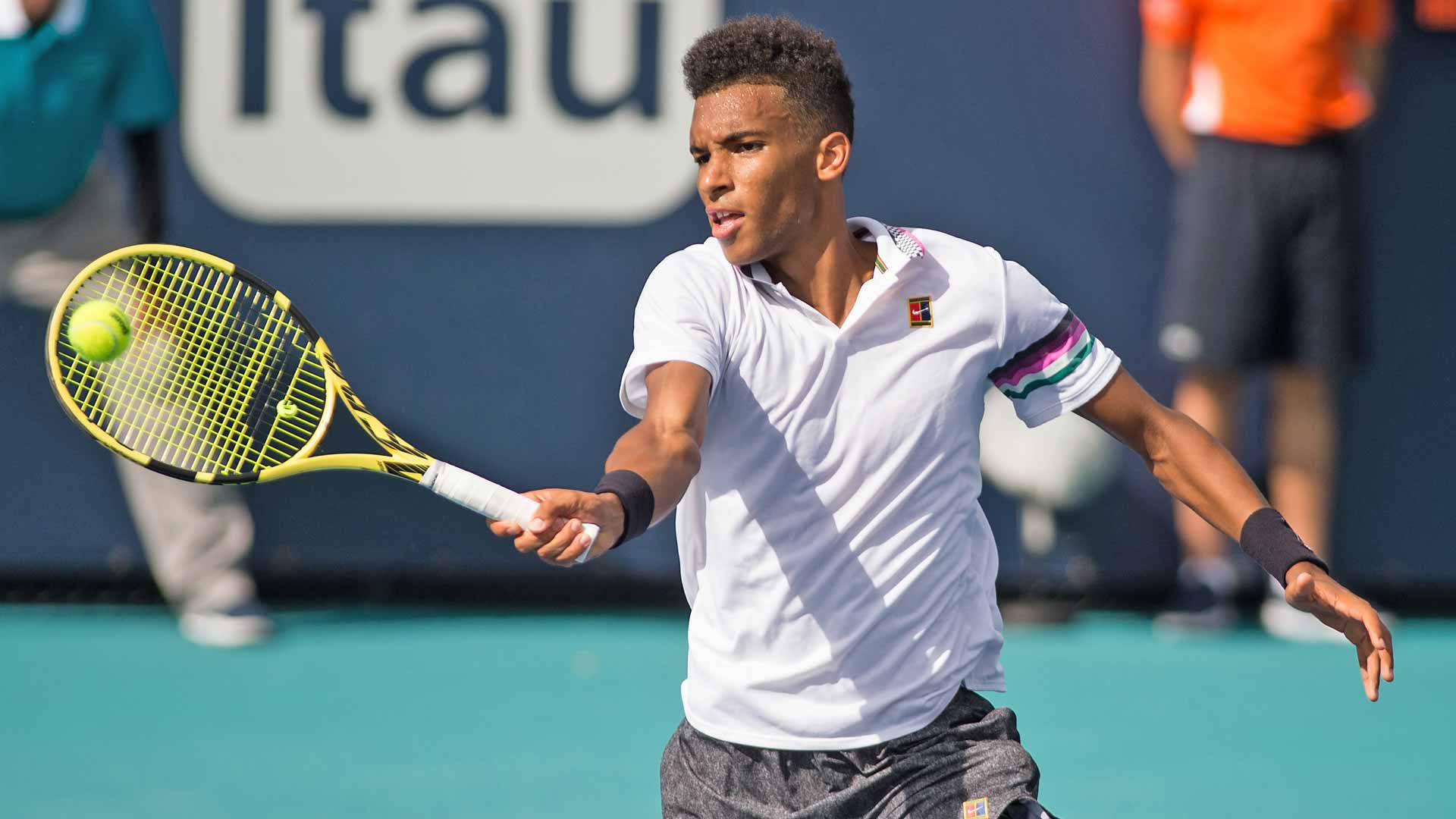felix auger aliassime forehand 0020
