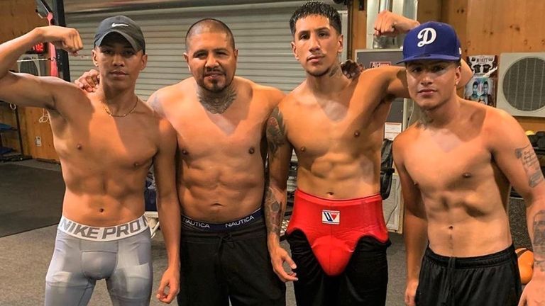 fernando vargas vs oscar de la hoya 0011