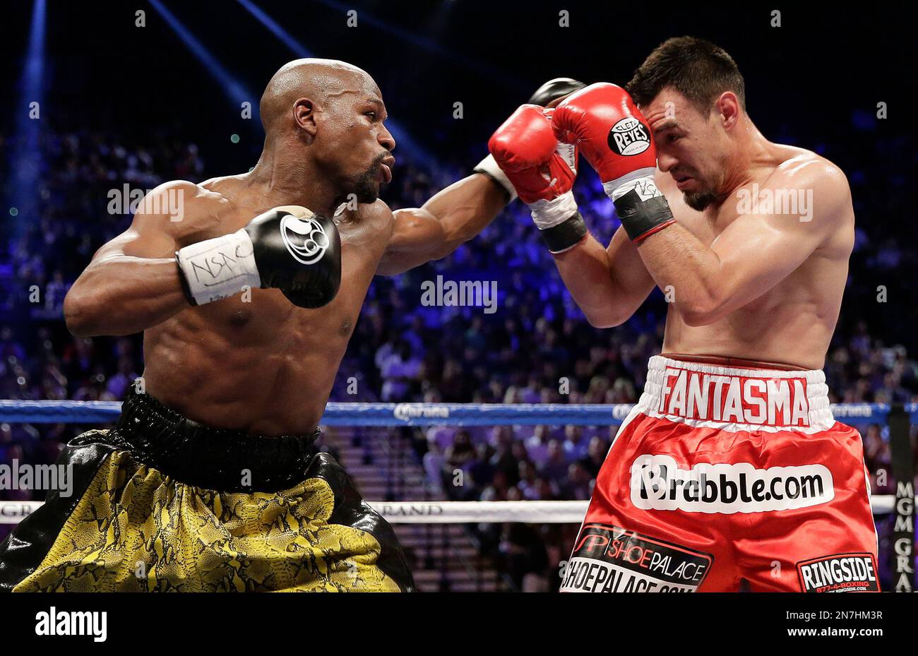 floyd mayweather jab 0010