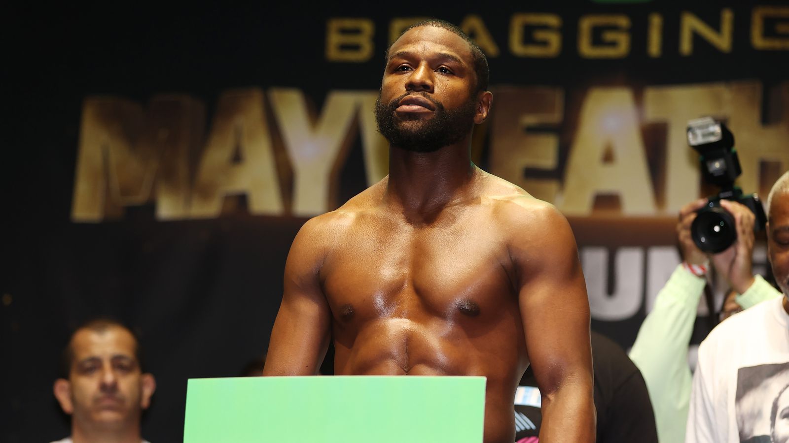 floyd mayweather weigh in 0015