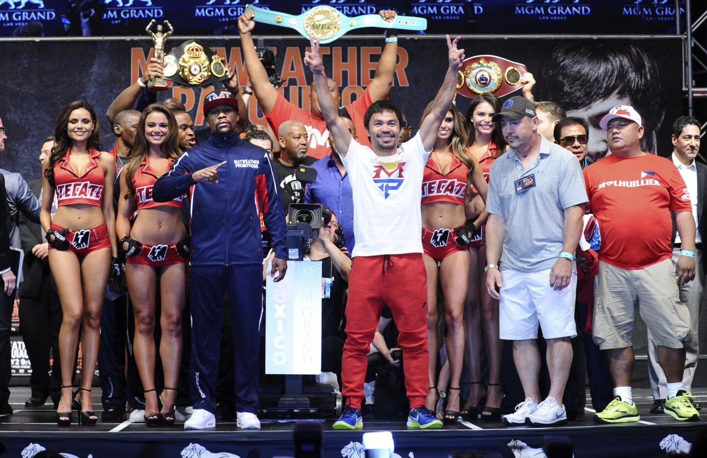 floyd mayweather weigh in 0019