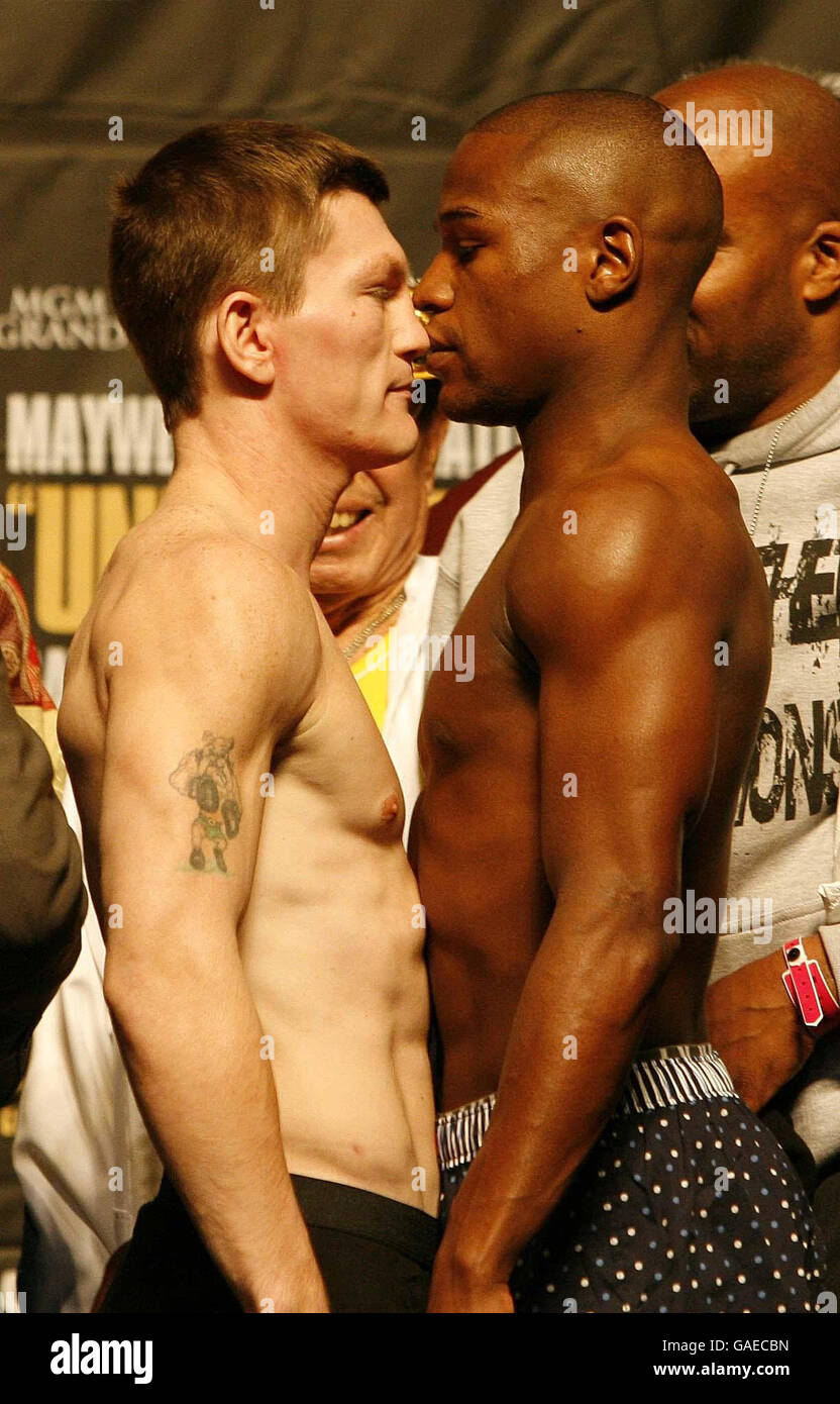 floyd mayweather weigh in 0026
