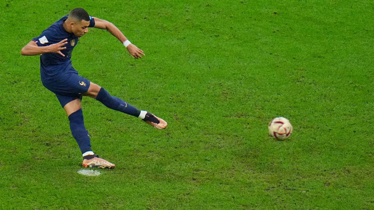 football match breakdown