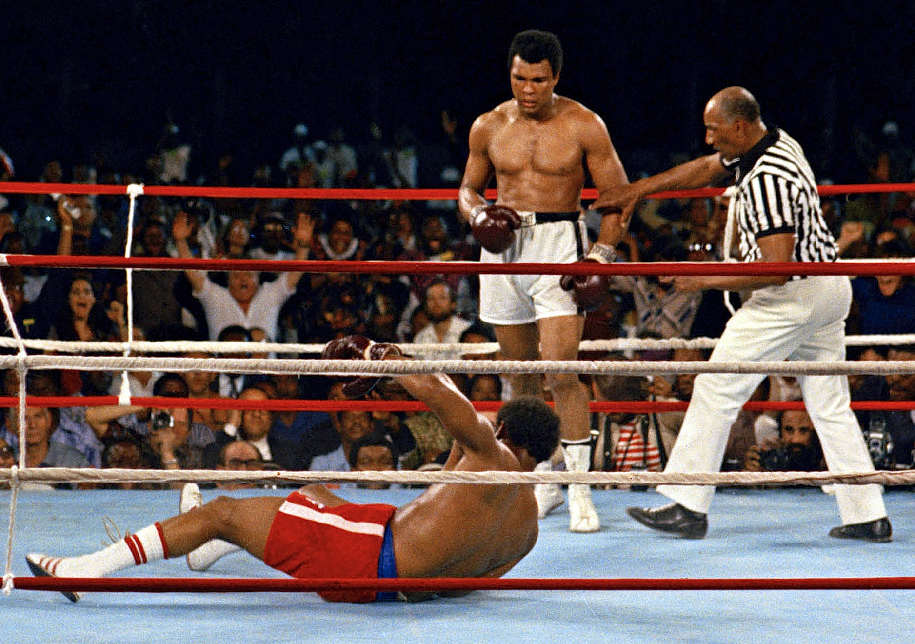 Foreman vs Ali highlights