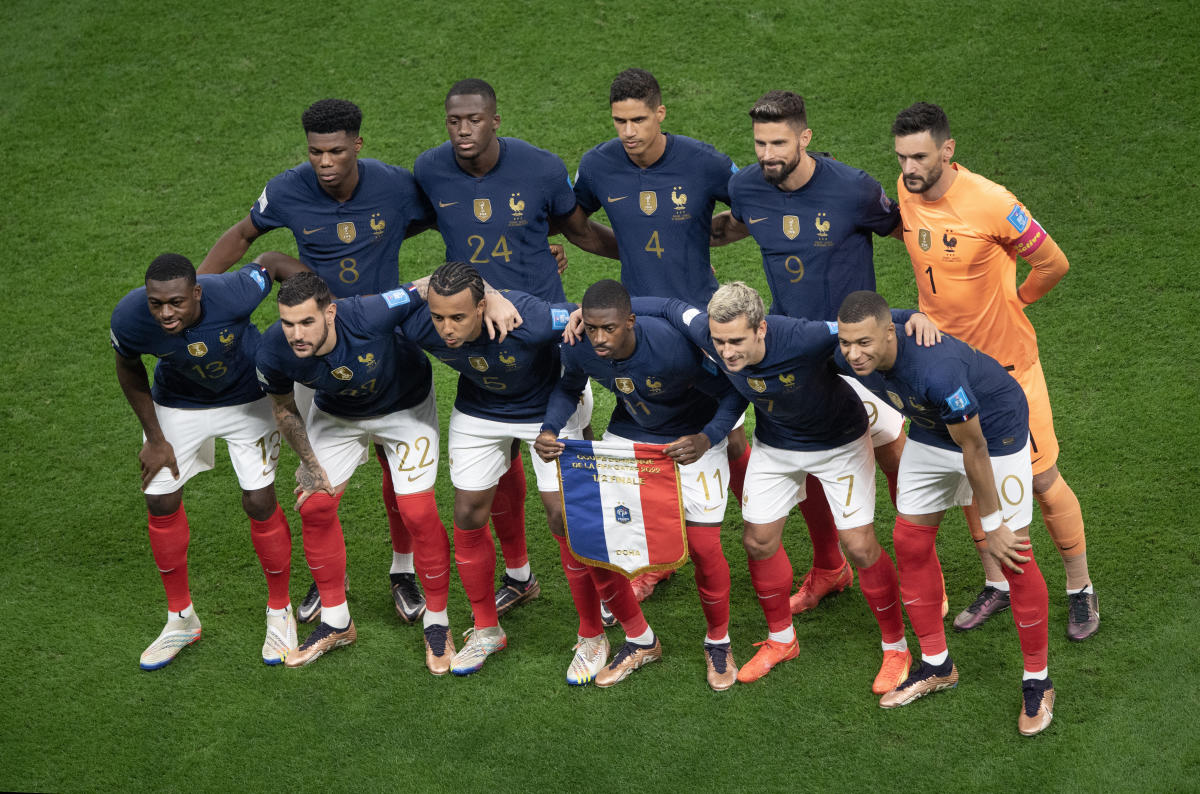 France football squad visuals.