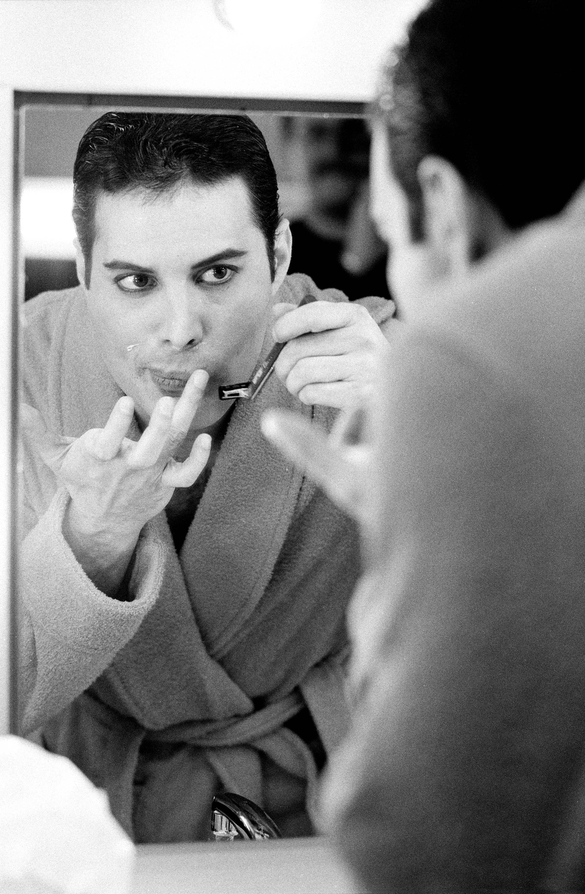 freddie mercury 1984 0011