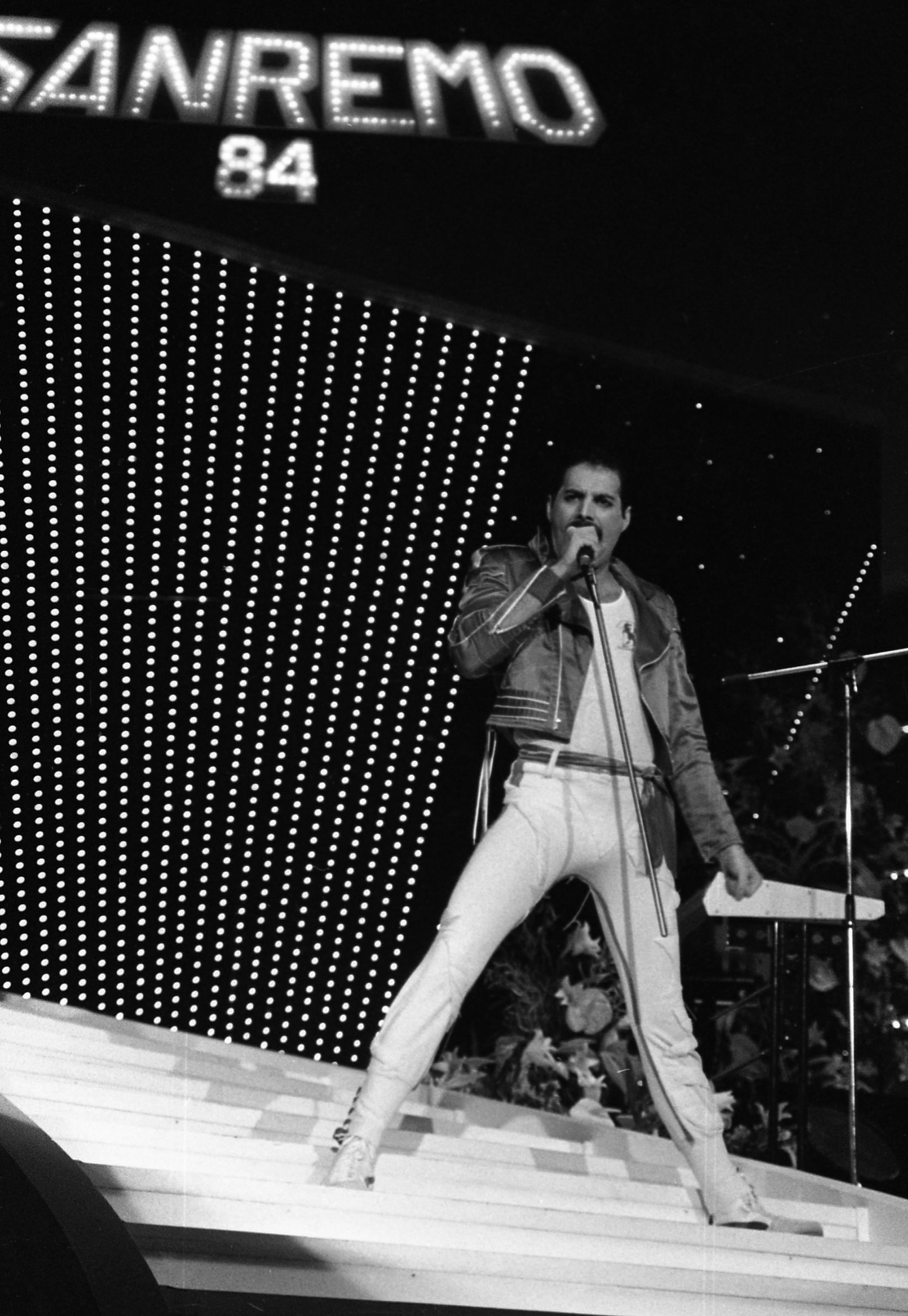 freddie mercury 1984 0012