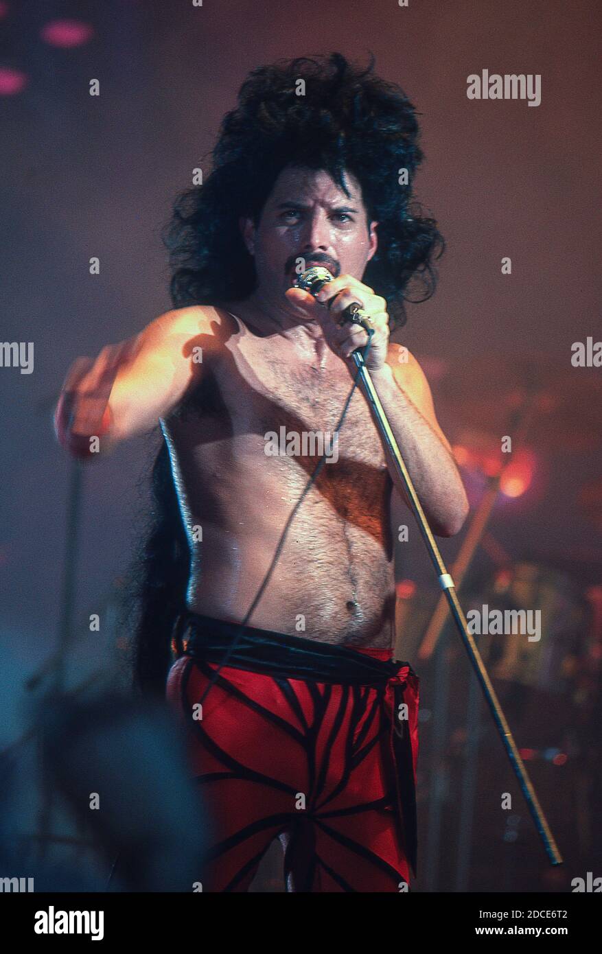 freddie mercury 1984 0015