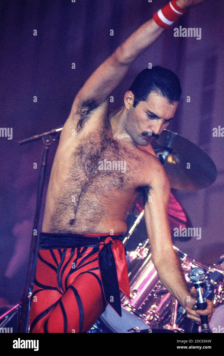 freddie mercury 1984 0022
