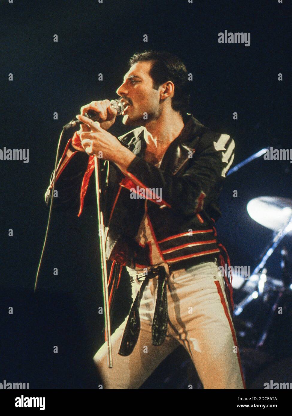 freddie mercury 1984 0023