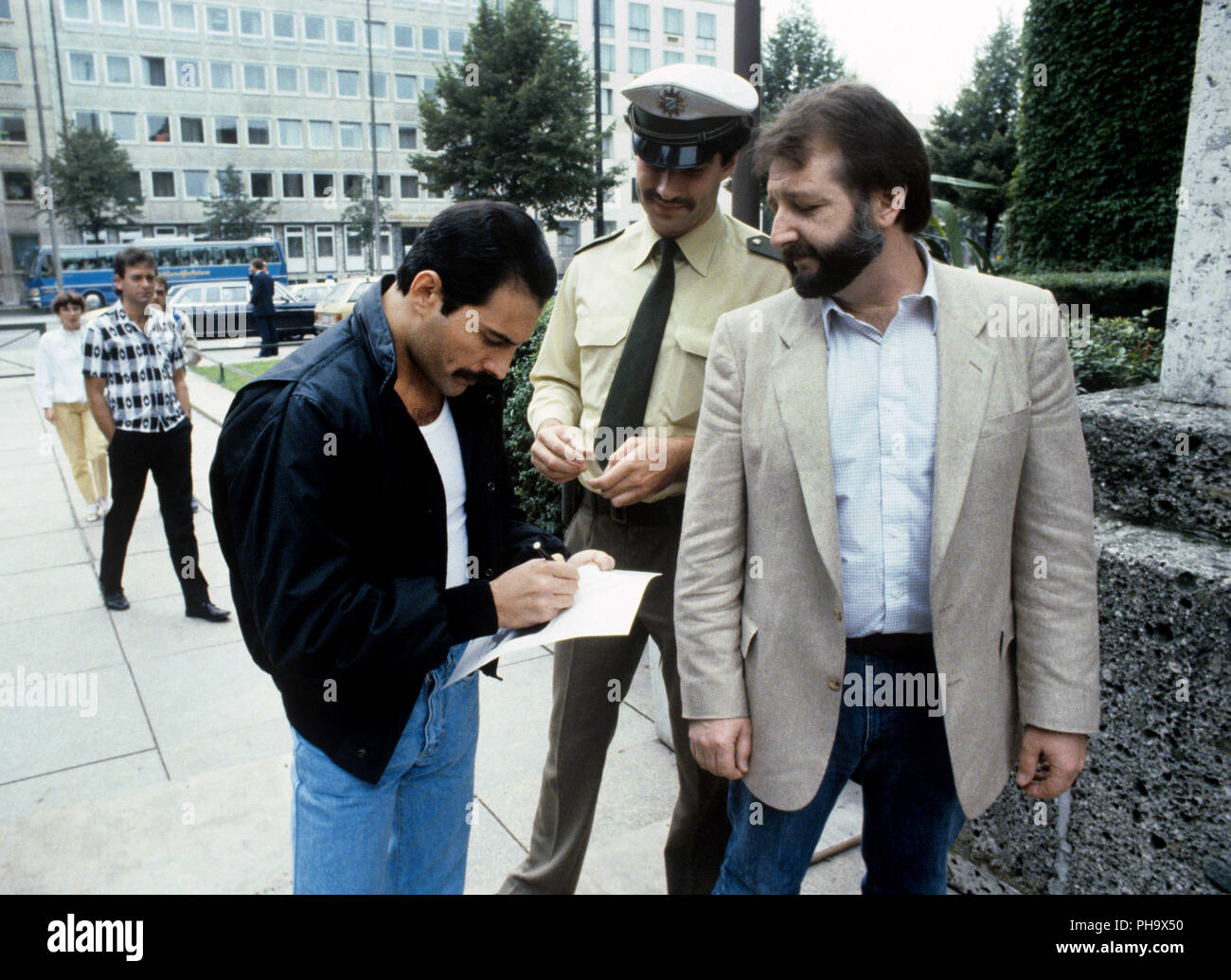 freddie mercury 1984 0027