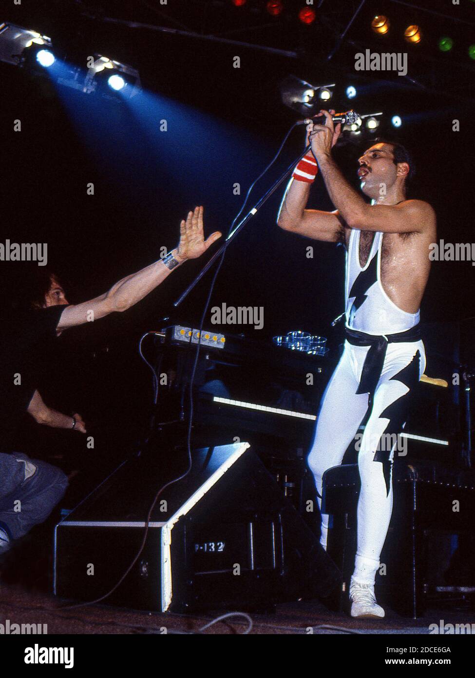 freddie mercury 1984 0045