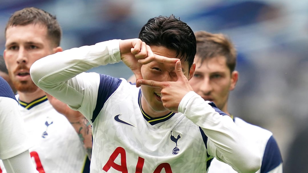 gareth bale heart celebration 0069