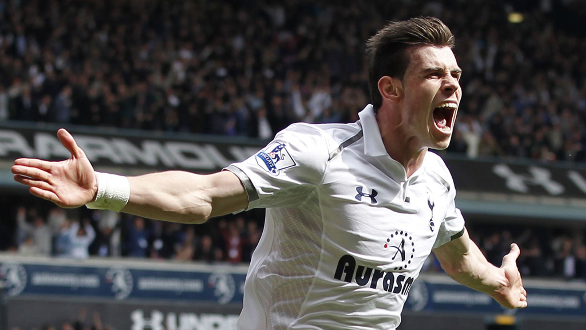 gareth bale heart 0028